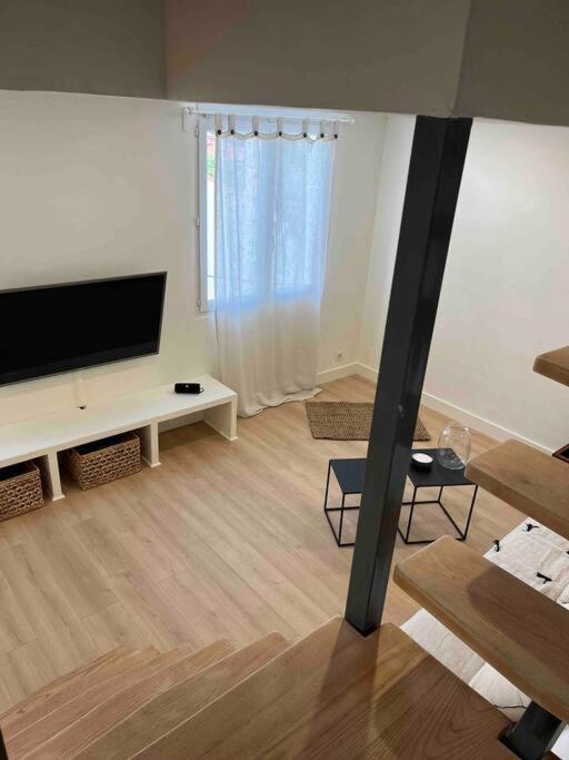 Apartment Duplex Bord De La Madrague Marseille